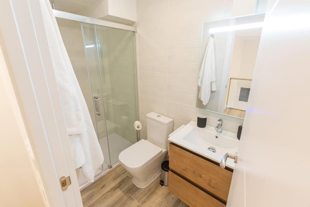Amplio Apto A 300M De Retiro Madrid Ngoại thất bức ảnh