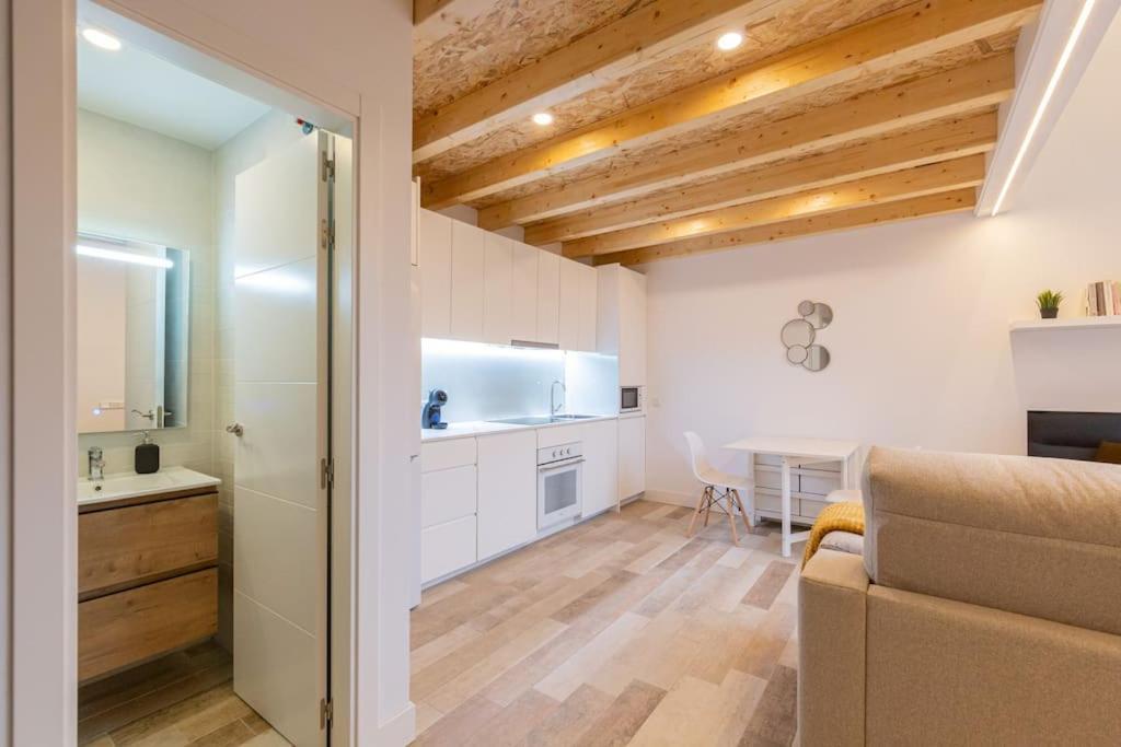 Amplio Apto A 300M De Retiro Madrid Ngoại thất bức ảnh