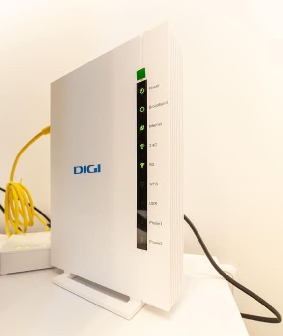 Amplio Apto A 300M De Retiro Madrid Ngoại thất bức ảnh