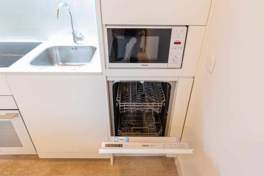Amplio Apto A 300M De Retiro Madrid Ngoại thất bức ảnh